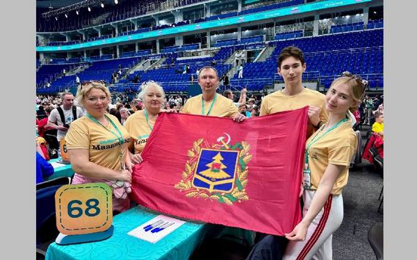 Две брянские семьи стали финалистами федерального конкурса «Это у нас семейное»