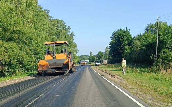 В Суземском районе Брянщины обновляют дорогу «Суземка-Трубчевск»