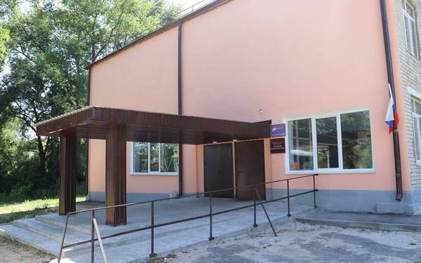 В Погарском районе отремонтировали сельский Дом культуры