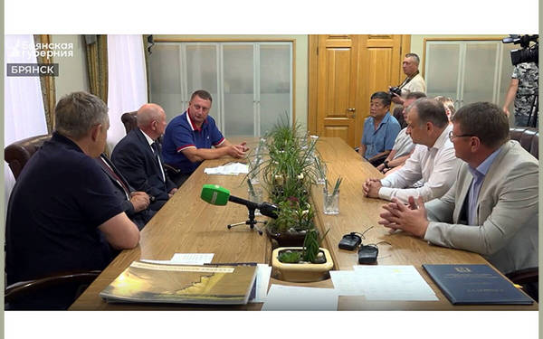 Александр Богомаз провёл встречу с аграриями Приморского края