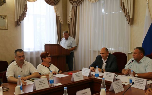 Депутаты облдумы обсудили развитие улично-дорожной сети в городе Брянске