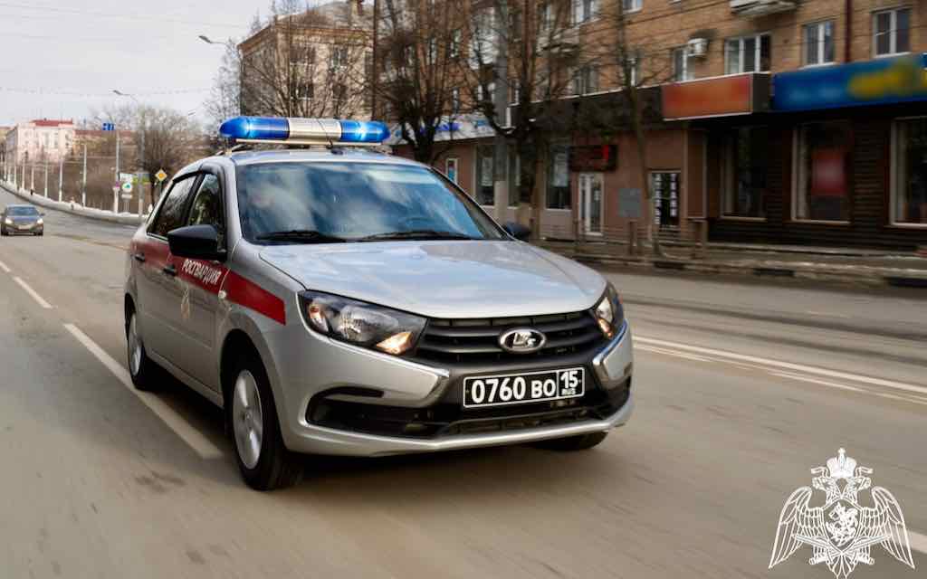 Сотрудники брянской Росгвардии выезжали по сигналу «тревога» более 390 раз за последнюю неделю