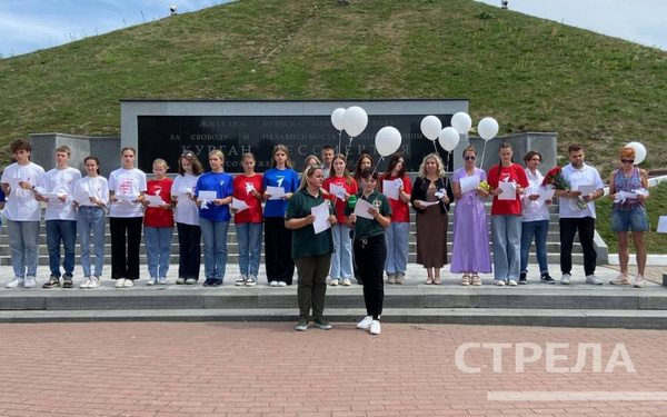 В Брянске прошла посвящённая памяти погибших детей Донбасса, Новороссии и приграничных регионов акция-реквием