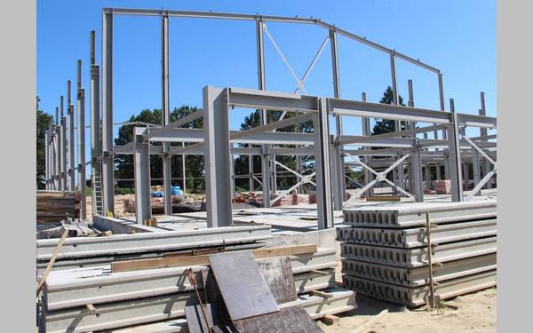 В Локте на Брянщине возводят спортивно-оздоровительный комплекс за 240 млн рублей