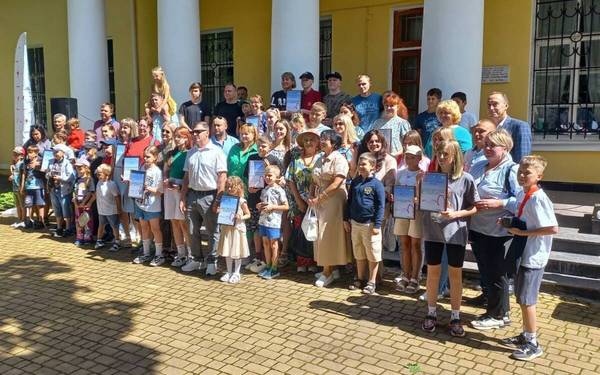 В брянском Овстуге собрались семьи на форум «Родные-Любимые»