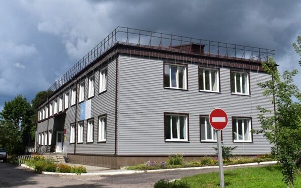 В Клетнянской ДШИ продолжается ремонт