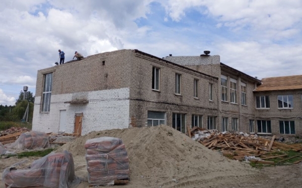 В Клетне проходит капитальное обновление первой школы