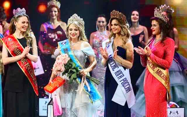 Лилия Чурсинова из Брянска вернулась из Москвы с титулом «Королева музыки»