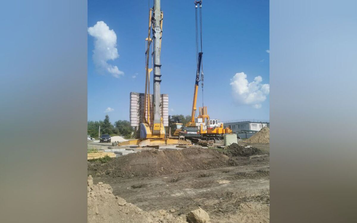 В брянском Глинищево ведётся строительство Дворца зимних видов спорта