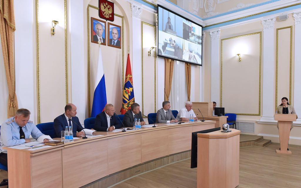 Брянский губернатор провёл заседание координационного совещания по обеспечению правопорядка