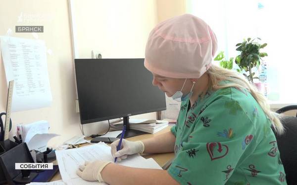 Врачи Брянщины рекомендуют вакцинировать детей от гриппа