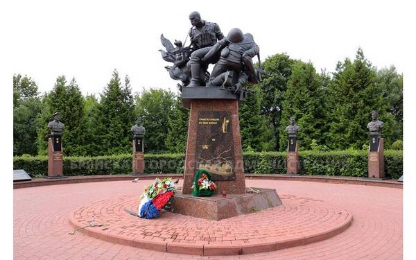 В центре Брянска за счет средств консолидированного бюджета комплексно благоустроят семь объектов