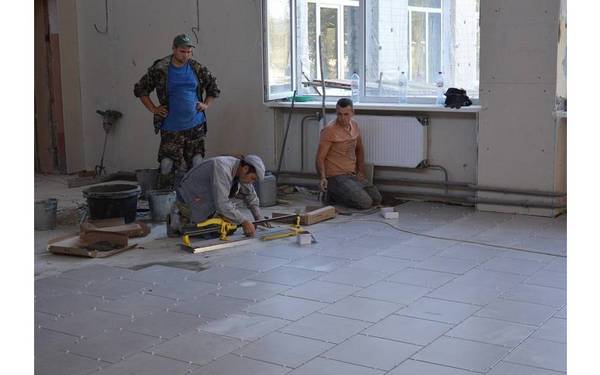 В Гордеевке на Брянщине продолжается капитальный ремонт средней школы