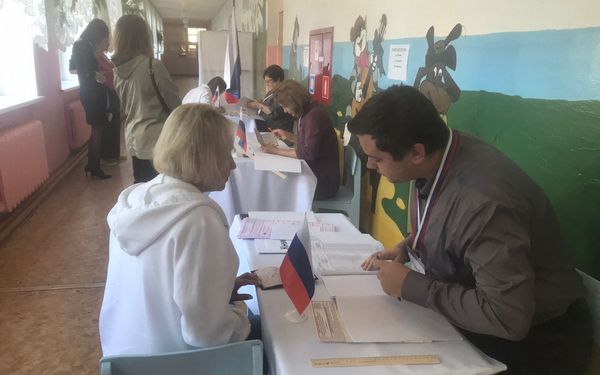 В Брянске открылись избирательные участки