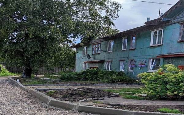 В брянском Фокино по нацпроекту благоустраивают четыре двора