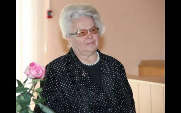 Брянцы прощаются с первым директором Брянского городского лицея № 1 имени А.С. Пушкина