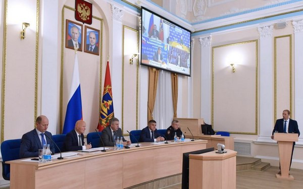 В брянском правительстве обсудили меры по противодействию коррупции