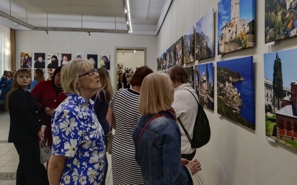 Брянская и Могилевская области представили выставочный проект «Наш Афон»