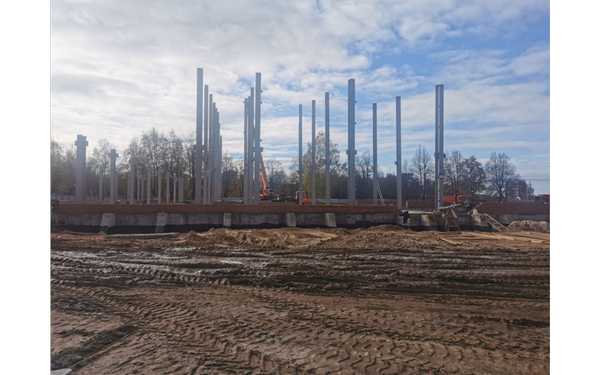 В Унече на Брянщине продолжается строительство спорткомплекса с бассейном