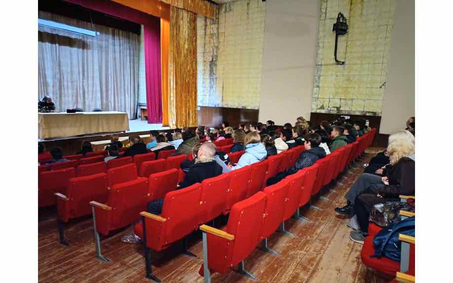 Для кокинских школьников провели урок мужества