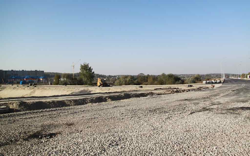 В микрорайоне по улице Флотской в Брянске ведётся строительство новой улично-дорожной сети