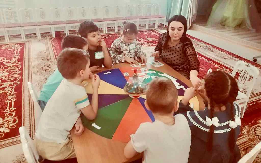 Формирование нравственно-патриотических качеств у детей через речевое развитие