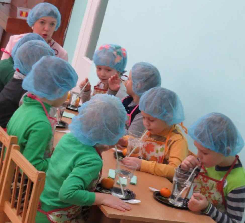 В лаборатории профессора Почемучкина