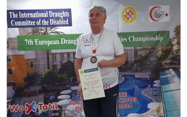 Шашистка Любовь Волкова из Брянска стала чемпионкой Европы среди слепых