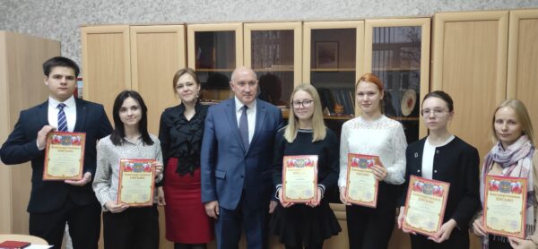 Глава Трубчевского района встретился с командой «Первых», победившей в региональном чемпионате по оказанию первой помощи