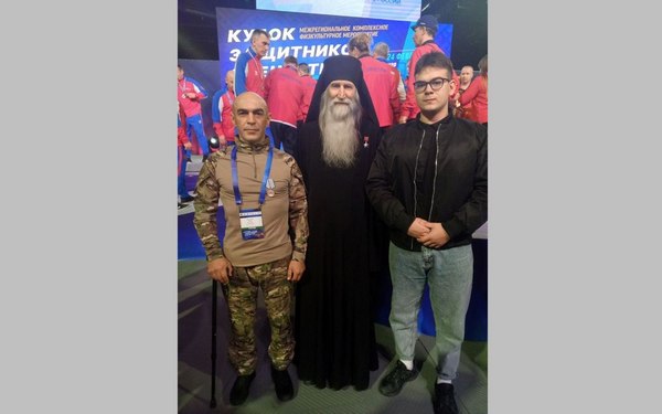 Ветерану СВО в Брянском филиале «Защитников Отечества» помогли установить систему «умный дом»