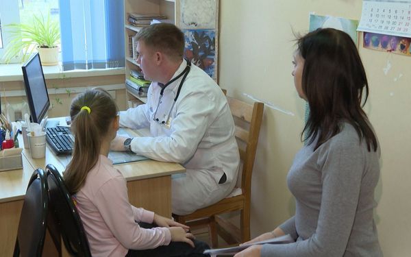 Штат Дятьковской районной больницы пополнили молодые специалисты