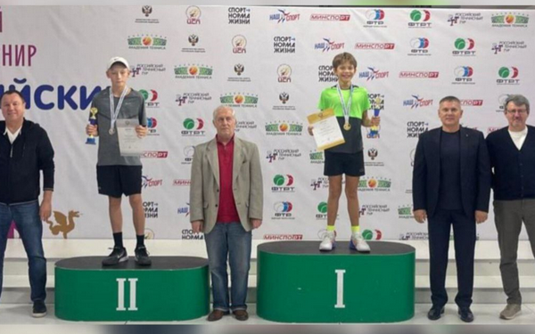 На теннисном турнире «Олимпийских надежд» победу одержал Георгий Абушенко из Брянска