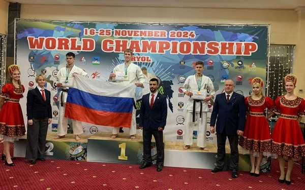 На чемпионате и первенстве мира брянский каратист одержал победу