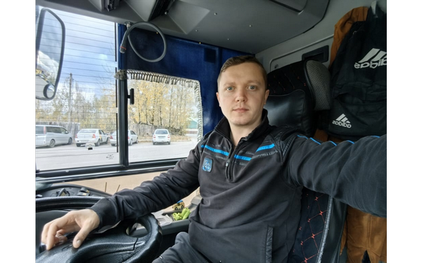 Брянцы могут поддержать земляка в финале конкурса «Родники»