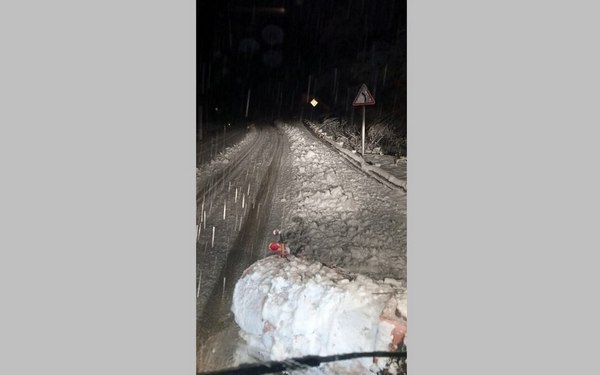 На Брянщине продолжается очистка и обработка дорог