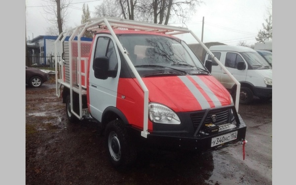 Брянскую лесопожарную службу пополнил новый автомобиль