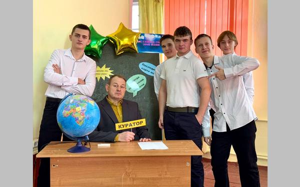 Первокурсников брянской Жуковки посвятили в студенты