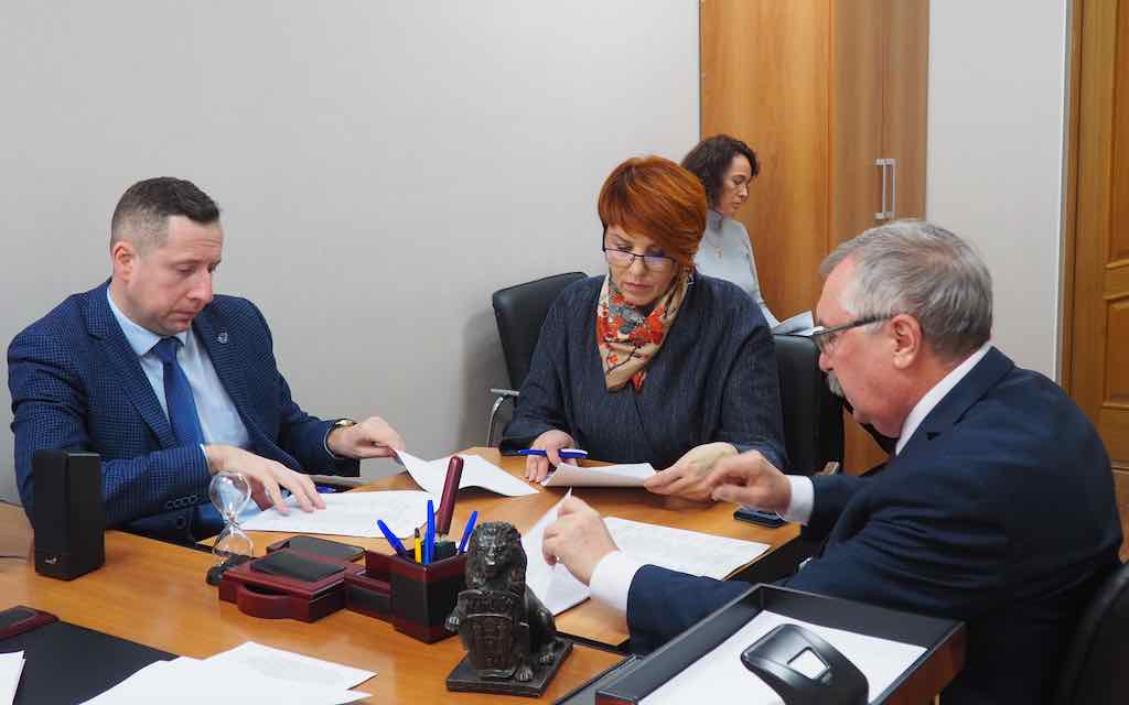 В Брянске определились победители конкурса на соискание премий среди педработников