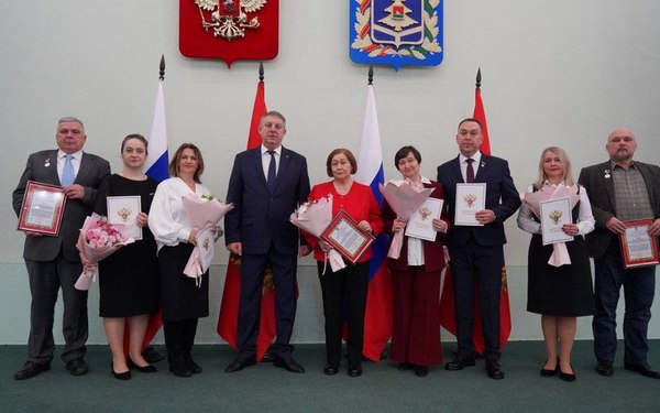 Александр Богомаз поздравил сотрудников Брянского филиала РАНХиГС с юбилеем