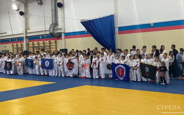 Турнир по армейскому рукопашному бою торжественно открылся в Брянске