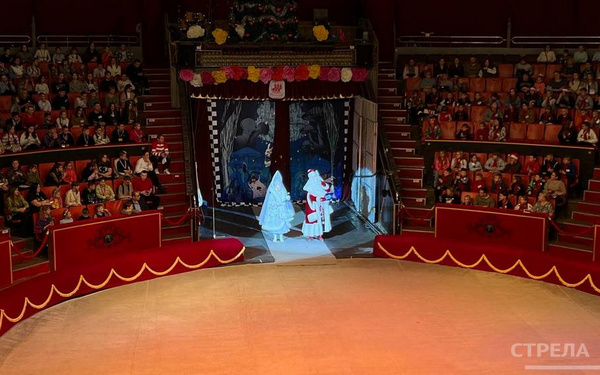 В Брянске торжественно открылась Губернаторская новогодняя ёлка