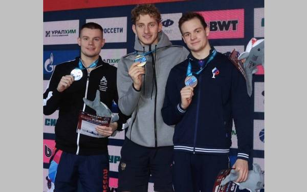 Брянский пловец Илья Бородин стал двукратным победителем на Кубке Сальникова