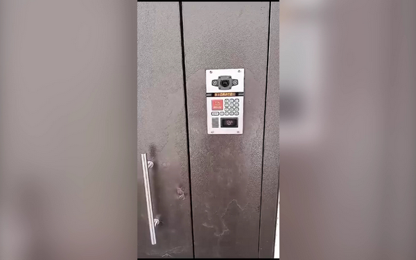 Дома в Брянске оснащают системой дистанционного открывания