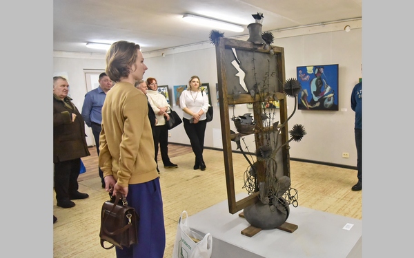 Брянские художники дарят землякам «добрый вечер»