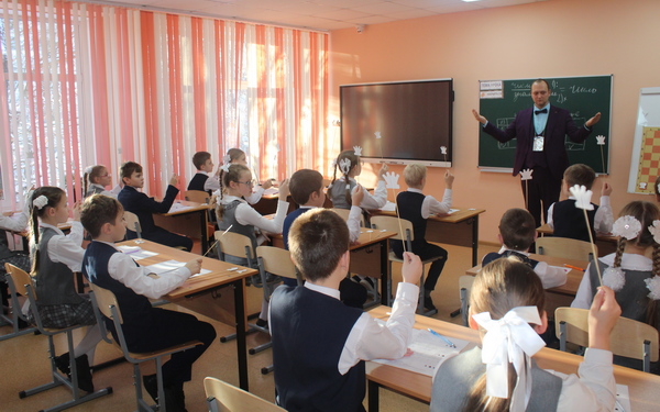 В Советском районе Брянска проходит муниципальный этап конкурса «Учитель года — 2025