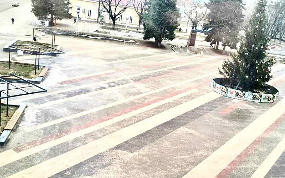 В Новозыбкове Брянской области завершилась реконструкция площади Октябрьской революции