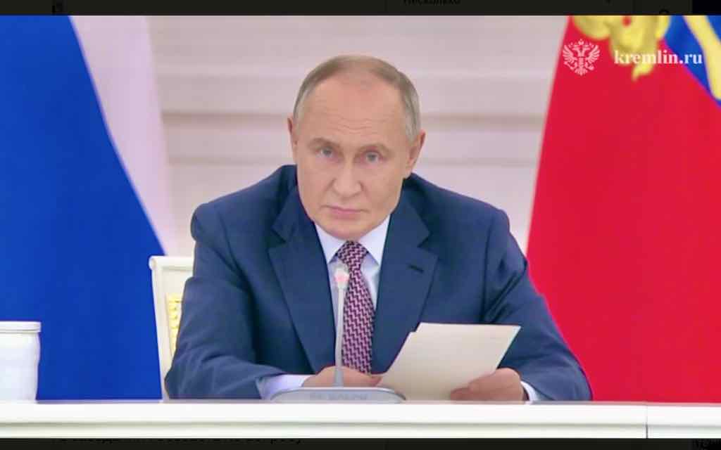 Брянский губернатор отметил важность решения объявить 2025 год в России Годом защитника Отечества