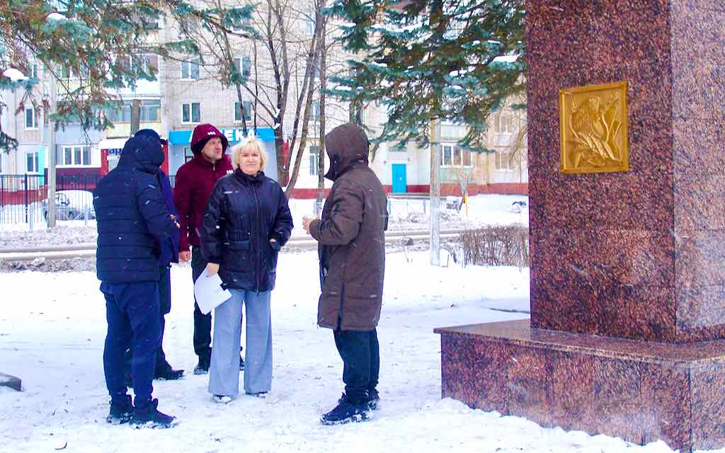 В Брянске отремонтировали сквер имени командира партизанского отряда А.И. Виноградова