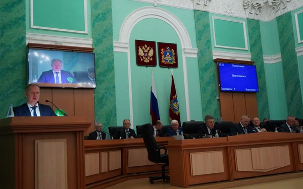 На заседании Брянской областной Думы приняты социально значимые законы