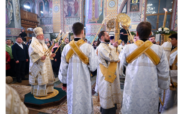 В Рождество губернатор Александр Богомаз поблагодарил брянское духовенство за помощь бойцам СВО